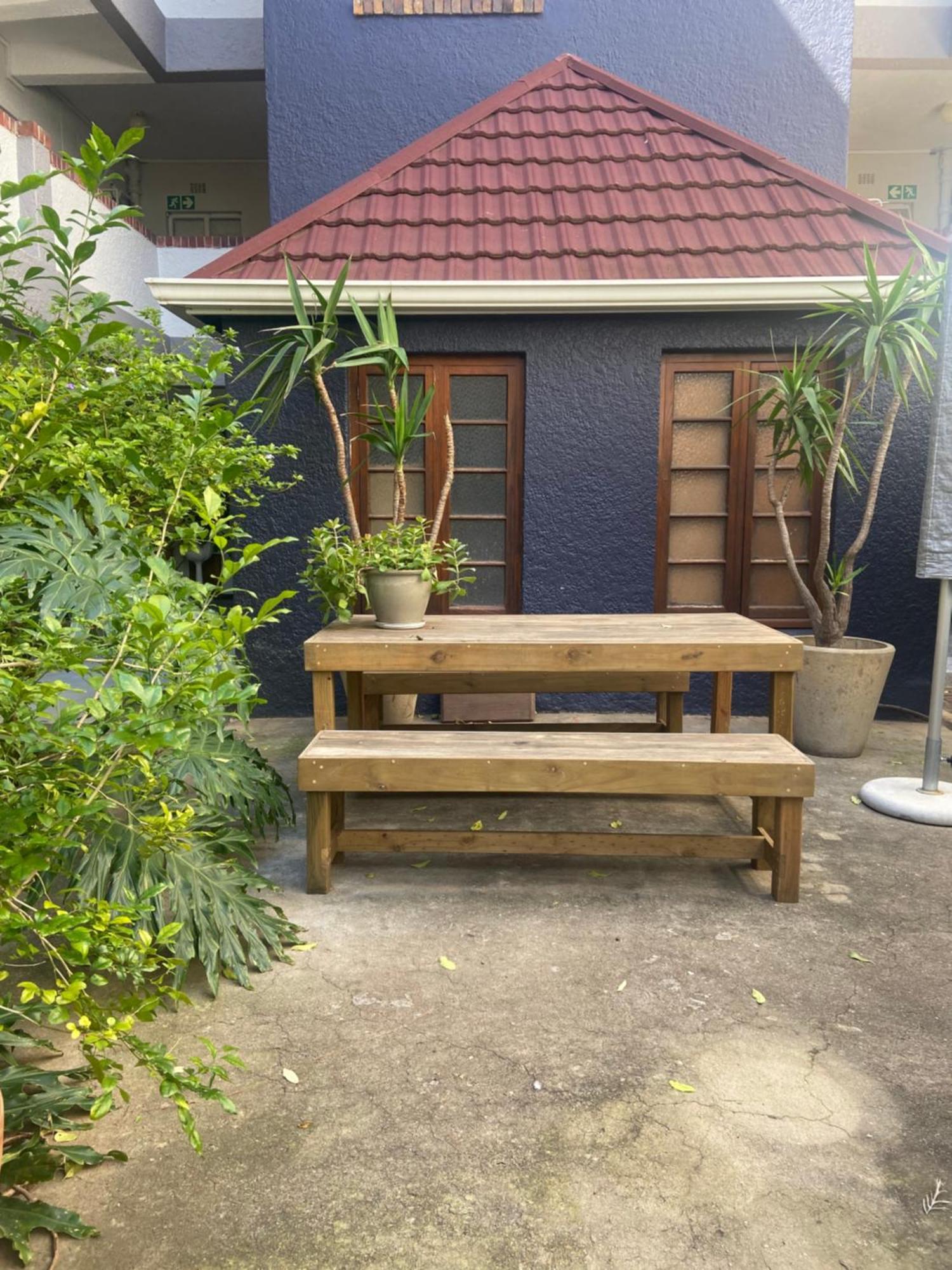 Apartment Away From Cape Town